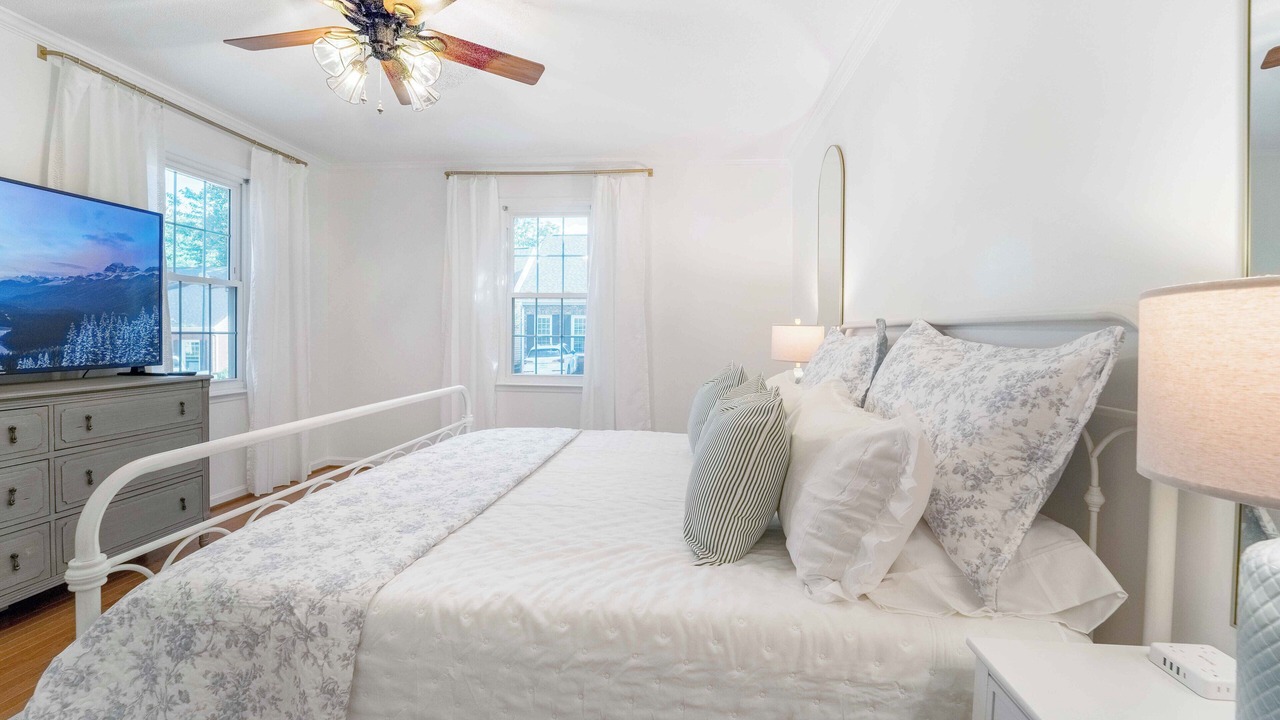 Photo of Bedroom in Summerville