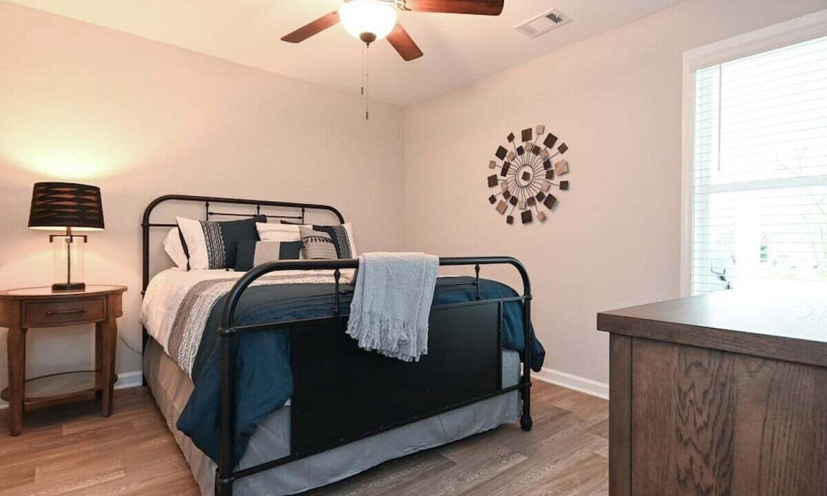 Photo of Bedroom in Commerce
