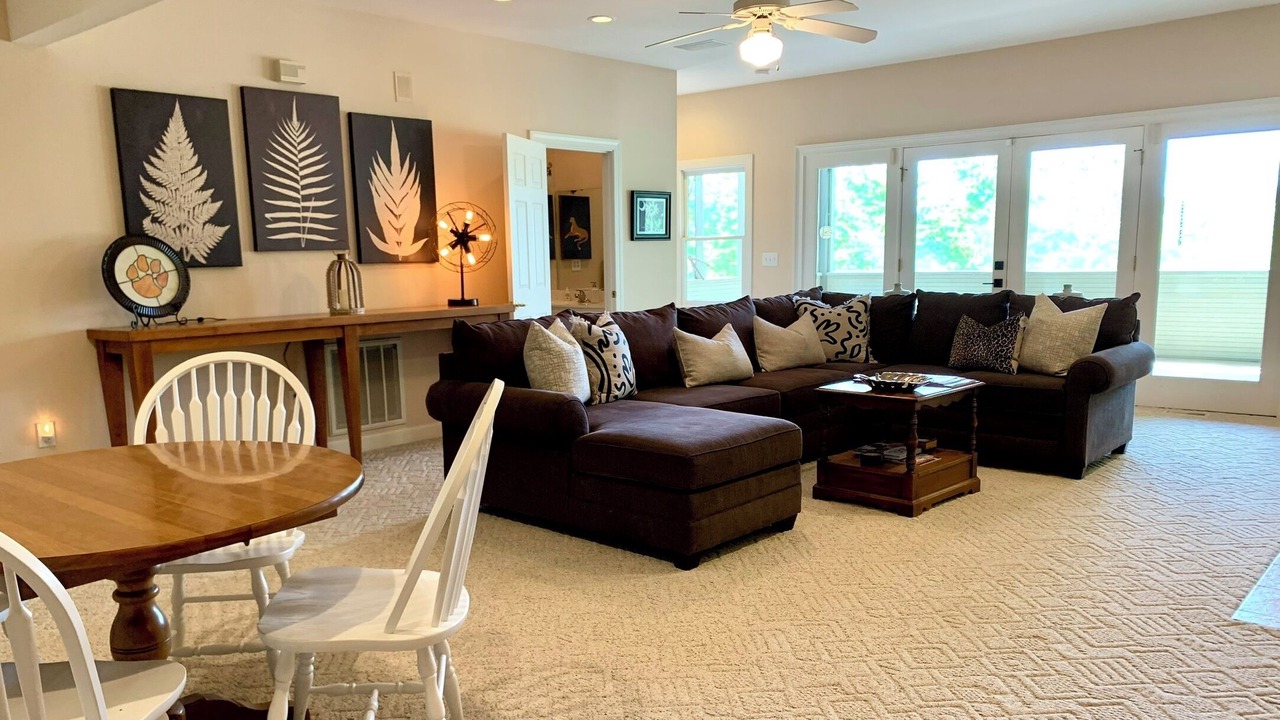 Photo of Bedroom in Six Mile