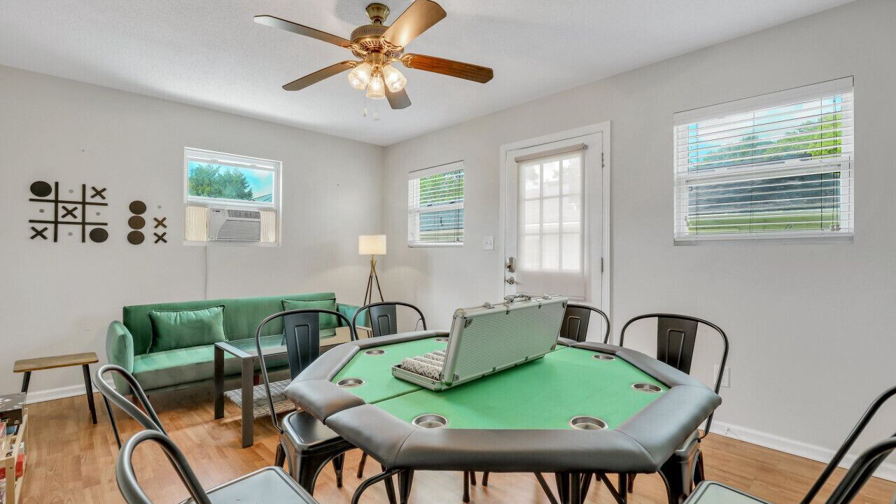 Photo of Bedroom in Whitemarsh Island