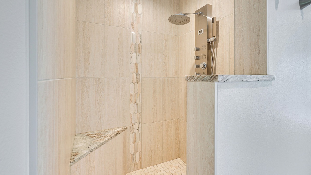 Photo of Bathroom in Silver Oaks