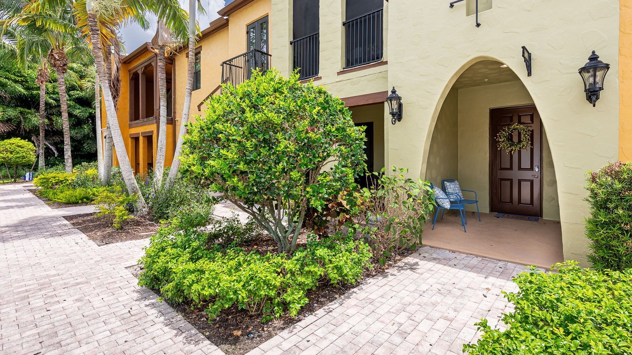 Photo of Outdoor in Flamingo Fairways
