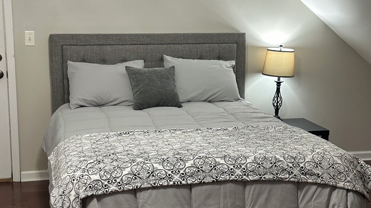 Photo of Bedroom in Toombs County