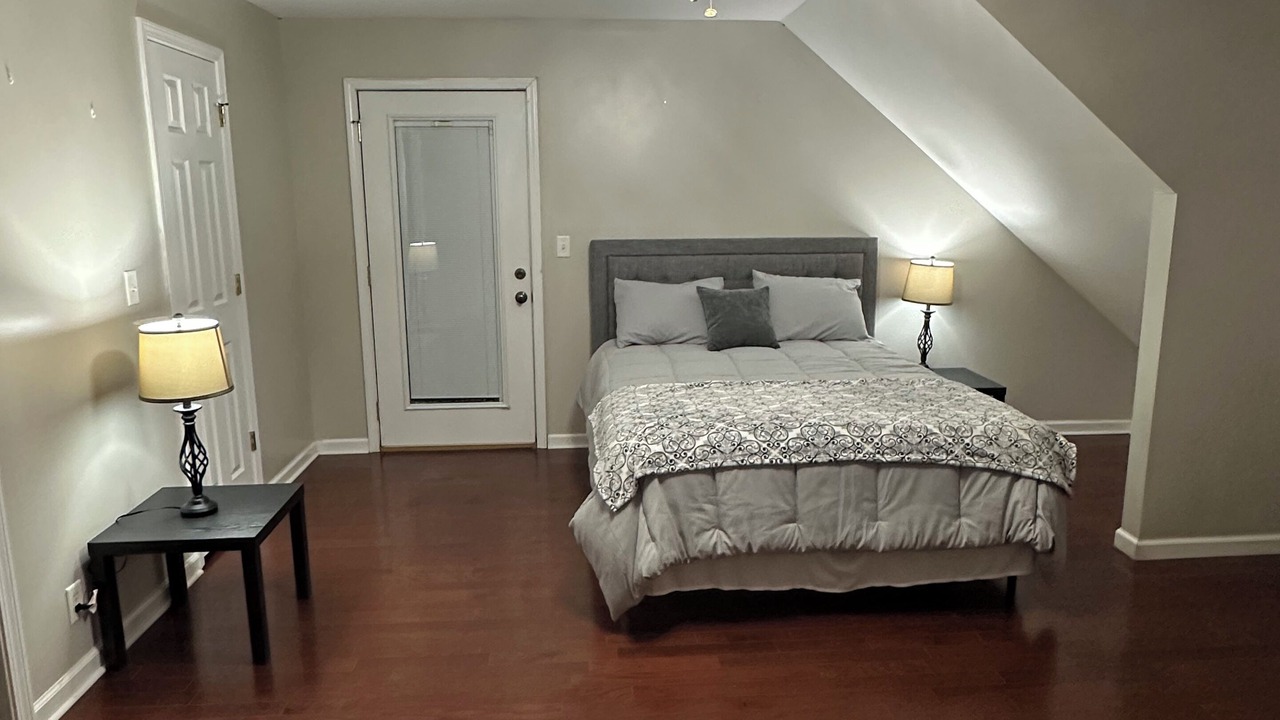 Photo of Bedroom in Toombs County