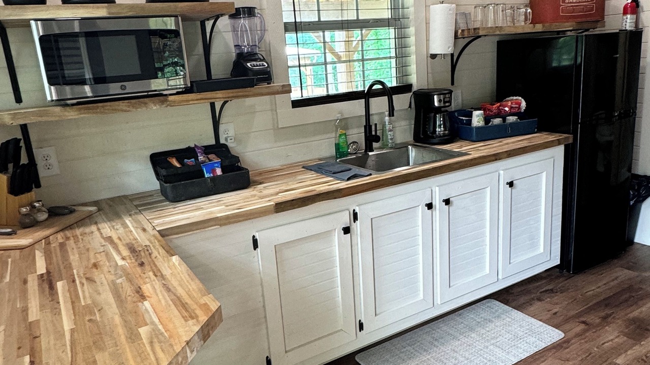 Photo of Kitchen in Townville