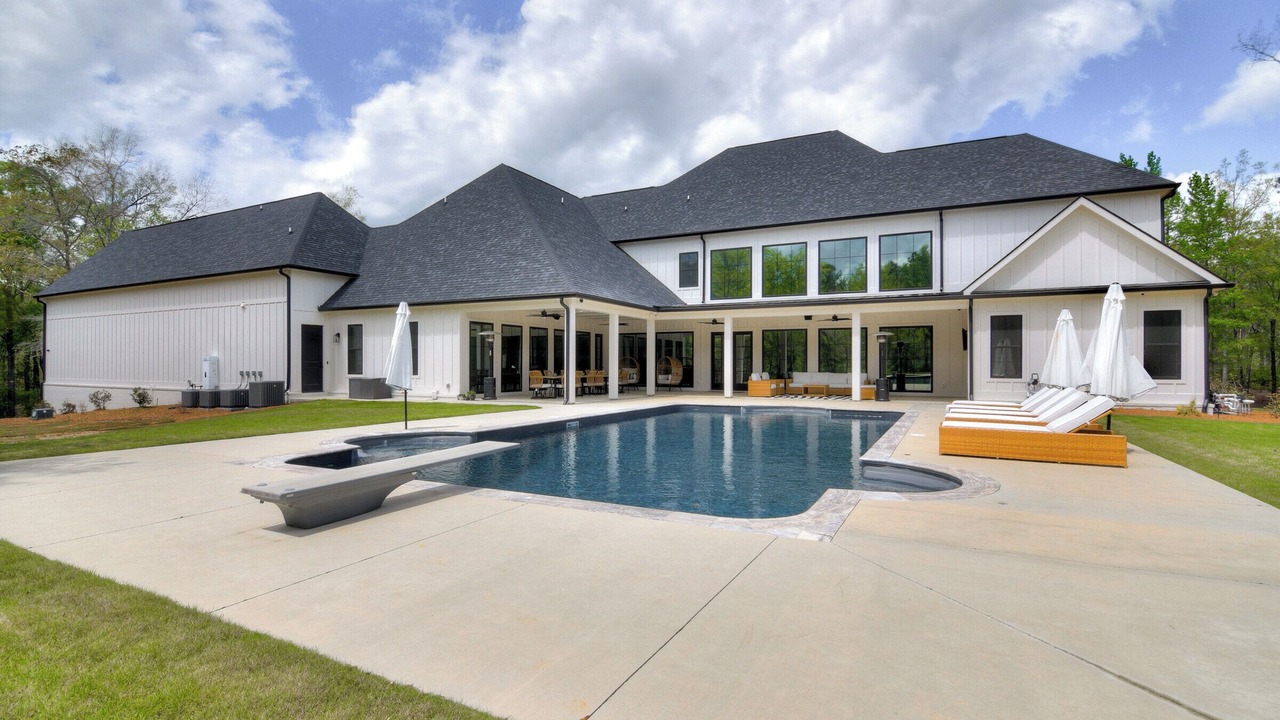Photo of Outdoor in Appling