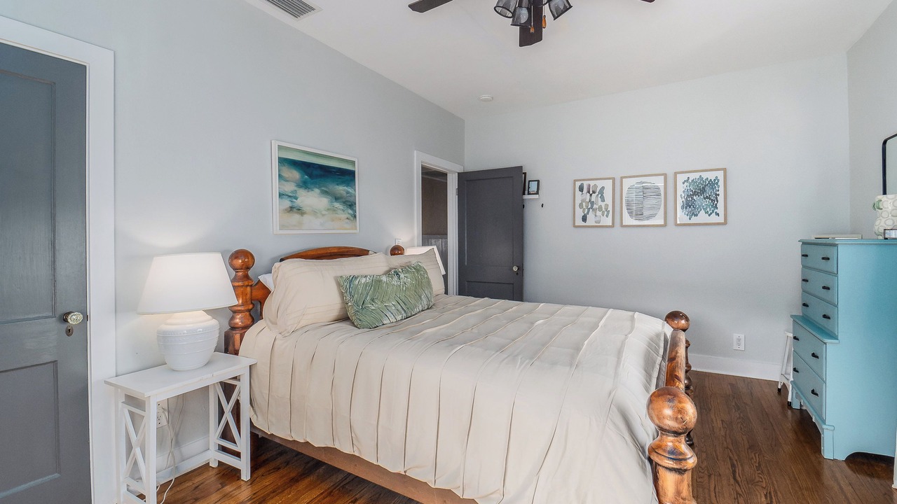 Photo of Bedroom in Eagle Lake