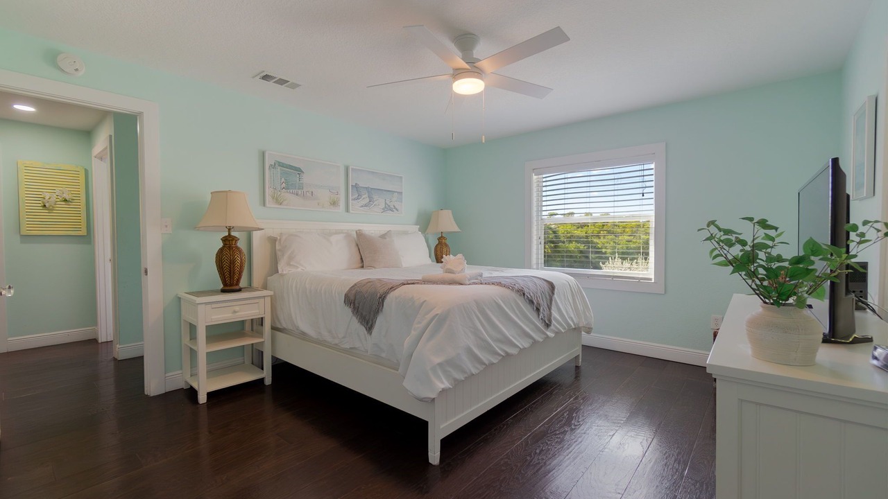 Photo of Bedroom in North Beach