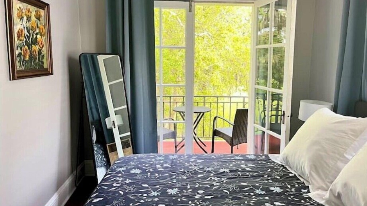 Photo of Bedroom in Savannah Victorian District