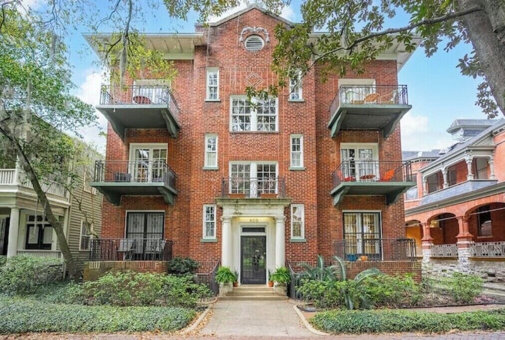 Photo of Outdoor in Savannah Victorian District