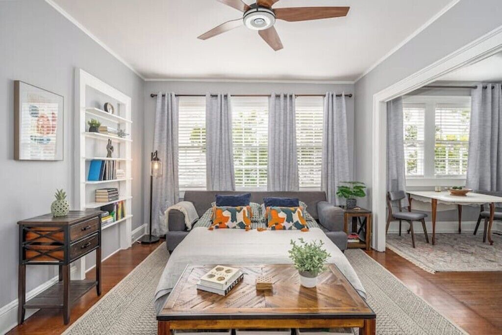Photo of Bedroom in Savannah Victorian District