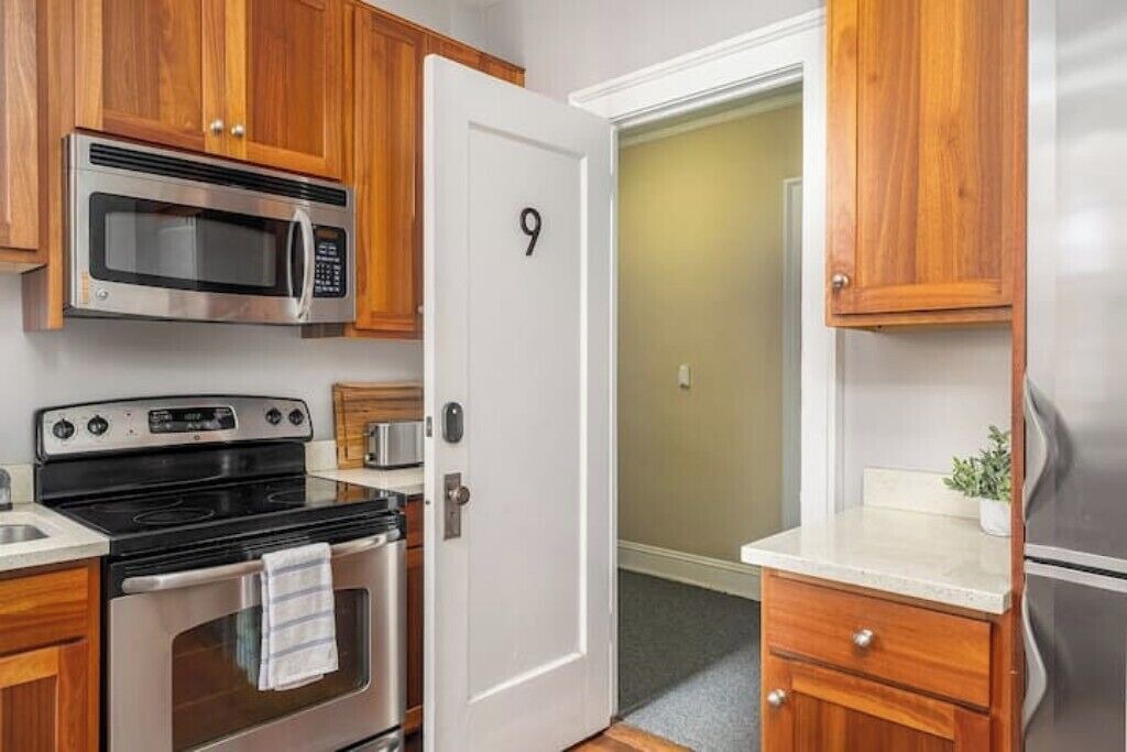 Photo of Kitchen in Savannah Victorian District