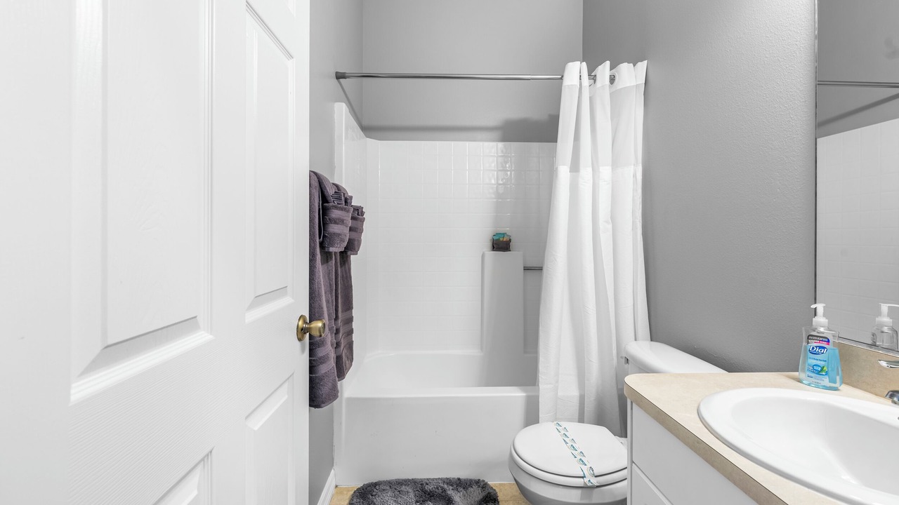 Photo of Bathroom in Vero Lake Estates