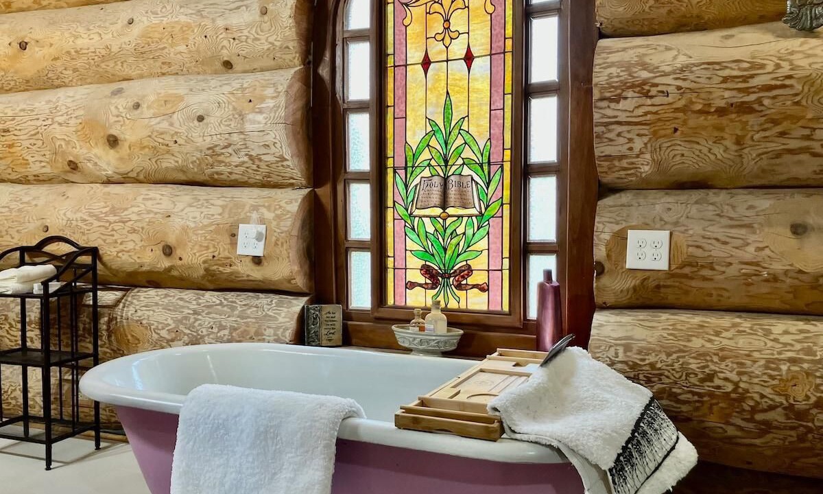 Photo of Bathroom in Manning