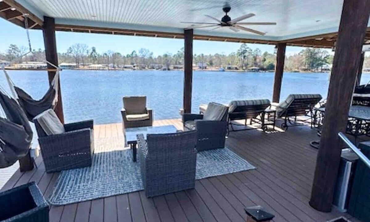 Photo of Patio Balcony in Manning