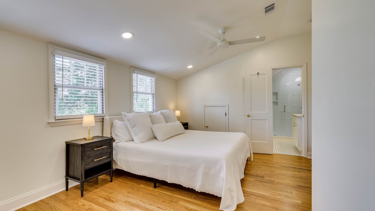 Photo of Bedroom in Summerville