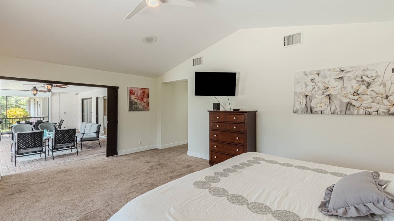 Photo of Bedroom in Palm River Estates