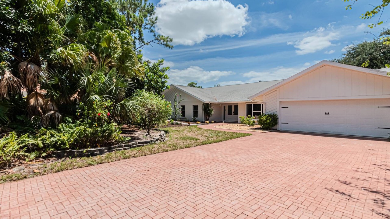 Photo of Outdoor in Palm River Estates