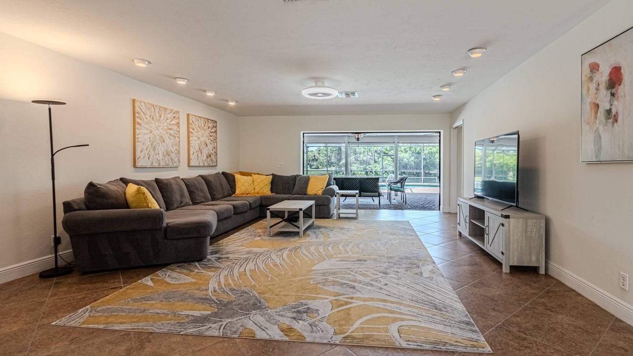 Photo of Livingroom in Palm River Estates