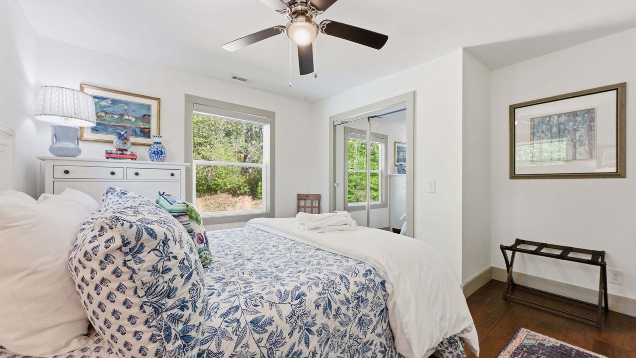 Photo of Bedroom in Highlands Hills