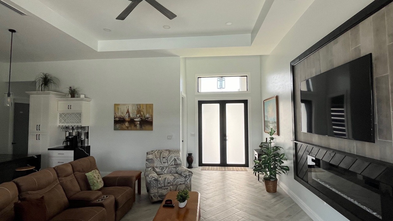 Photo of Livingroom in Mariner