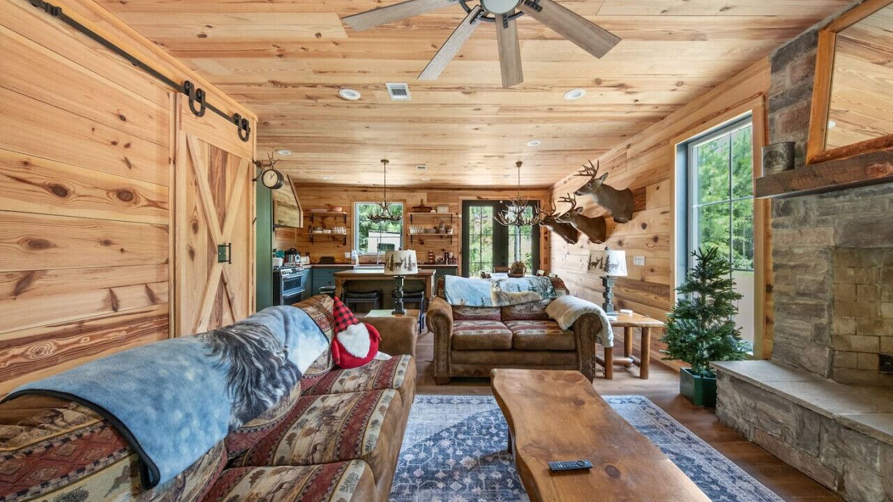 Photo of Livingroom in Irwinville