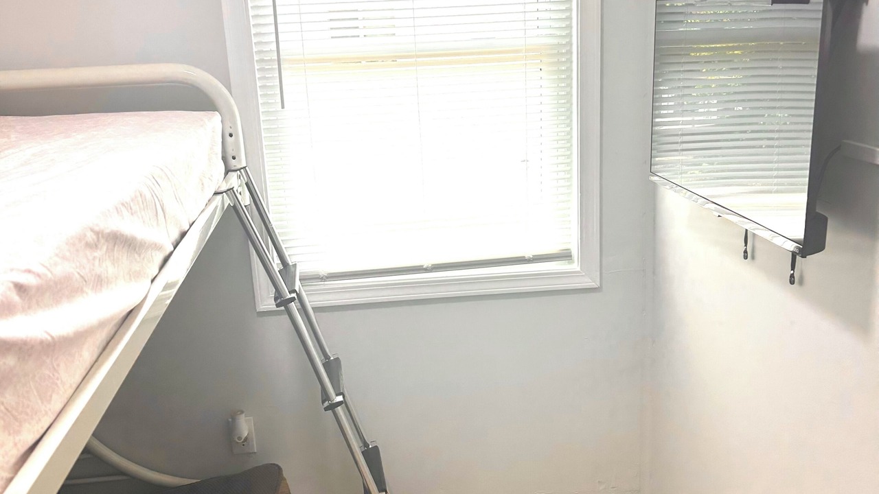Photo of Bedroom in Townville
