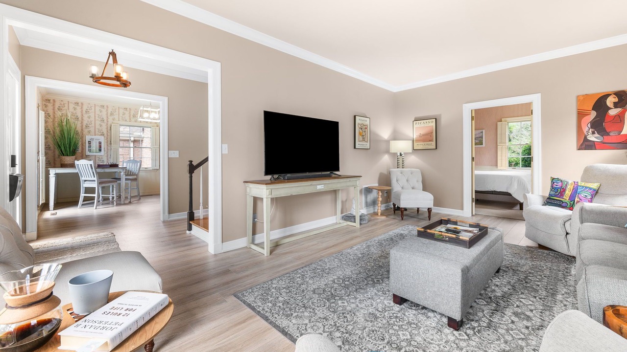 Photo of Livingroom in Waycross