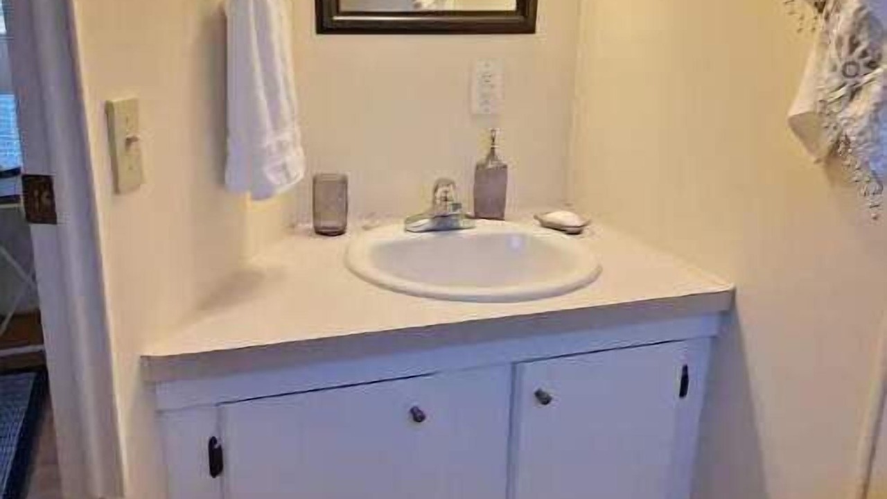 Photo of Bathroom in Hinesville
