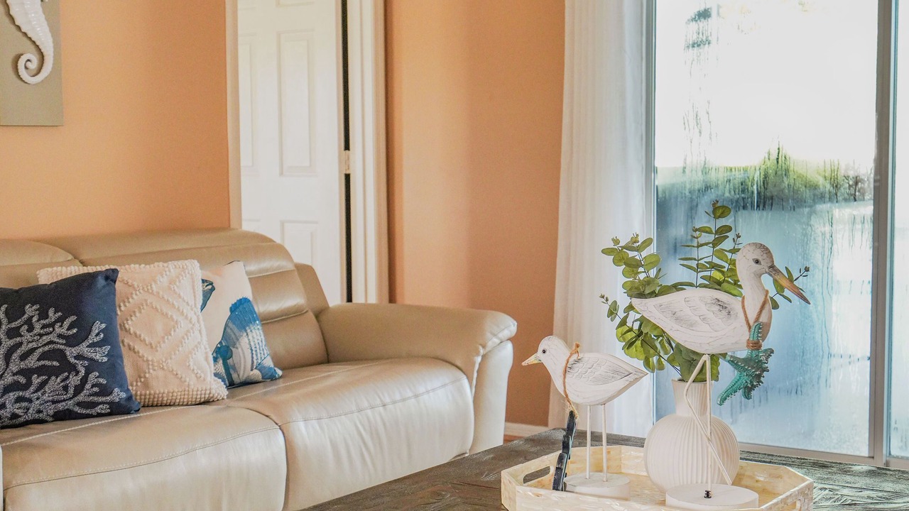 Photo of Livingroom in Sebastian Highlands