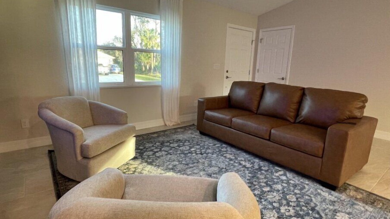 Photo of Livingroom in North Port