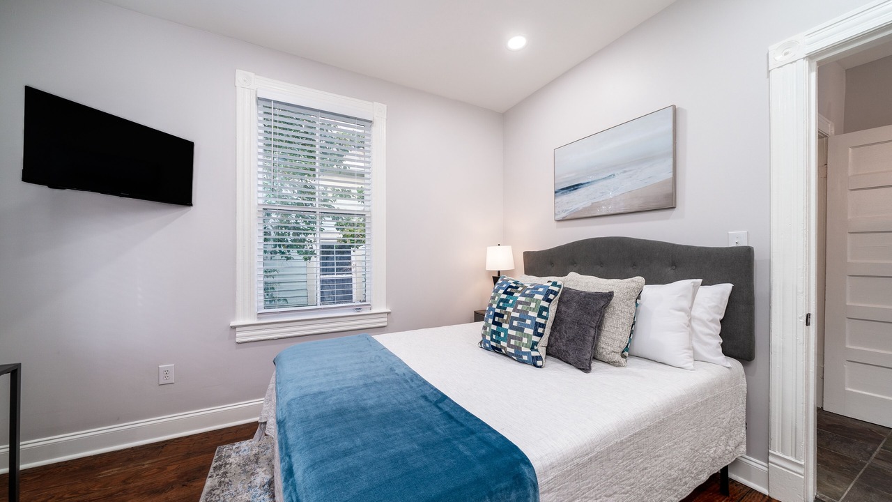 Photo of Bedroom in Westside