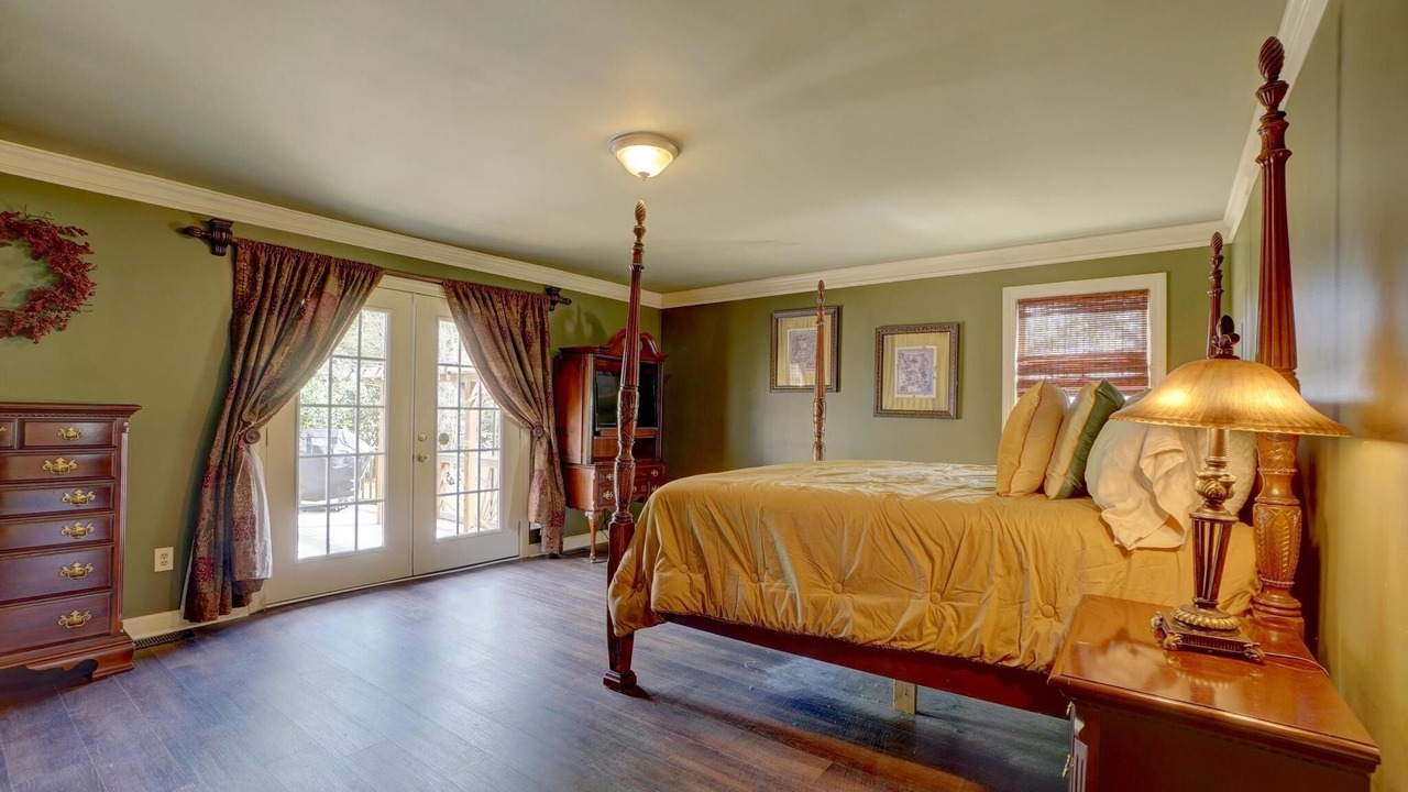Photo of Bedroom in Kinston