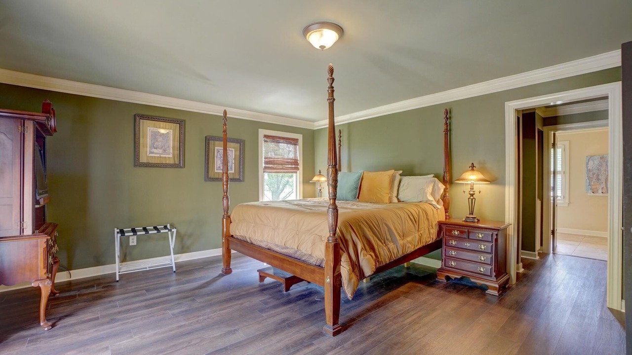 Photo of Bedroom in Kinston