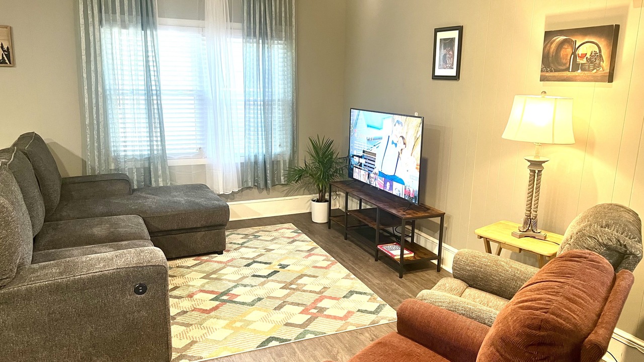 Photo of Livingroom in Green Acres