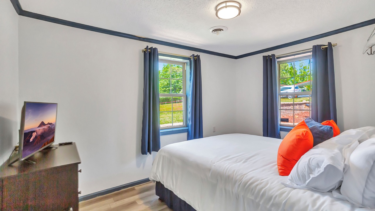 Photo of Bedroom in Anderson