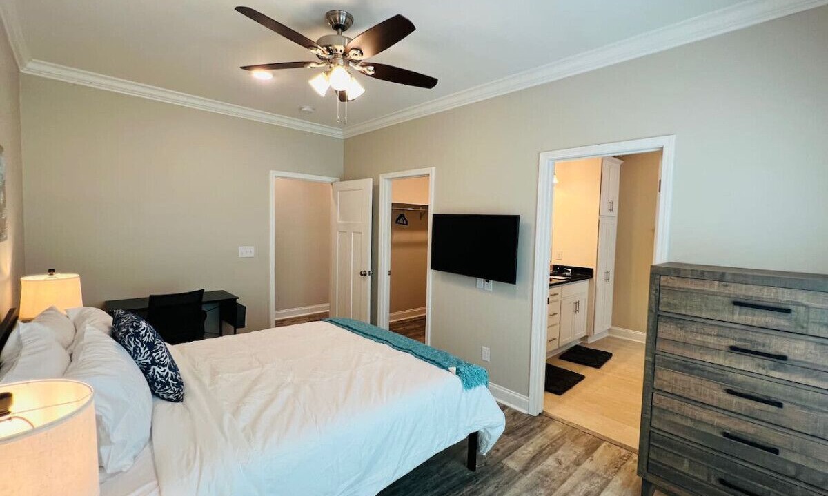 Photo of Bedroom in Augusta