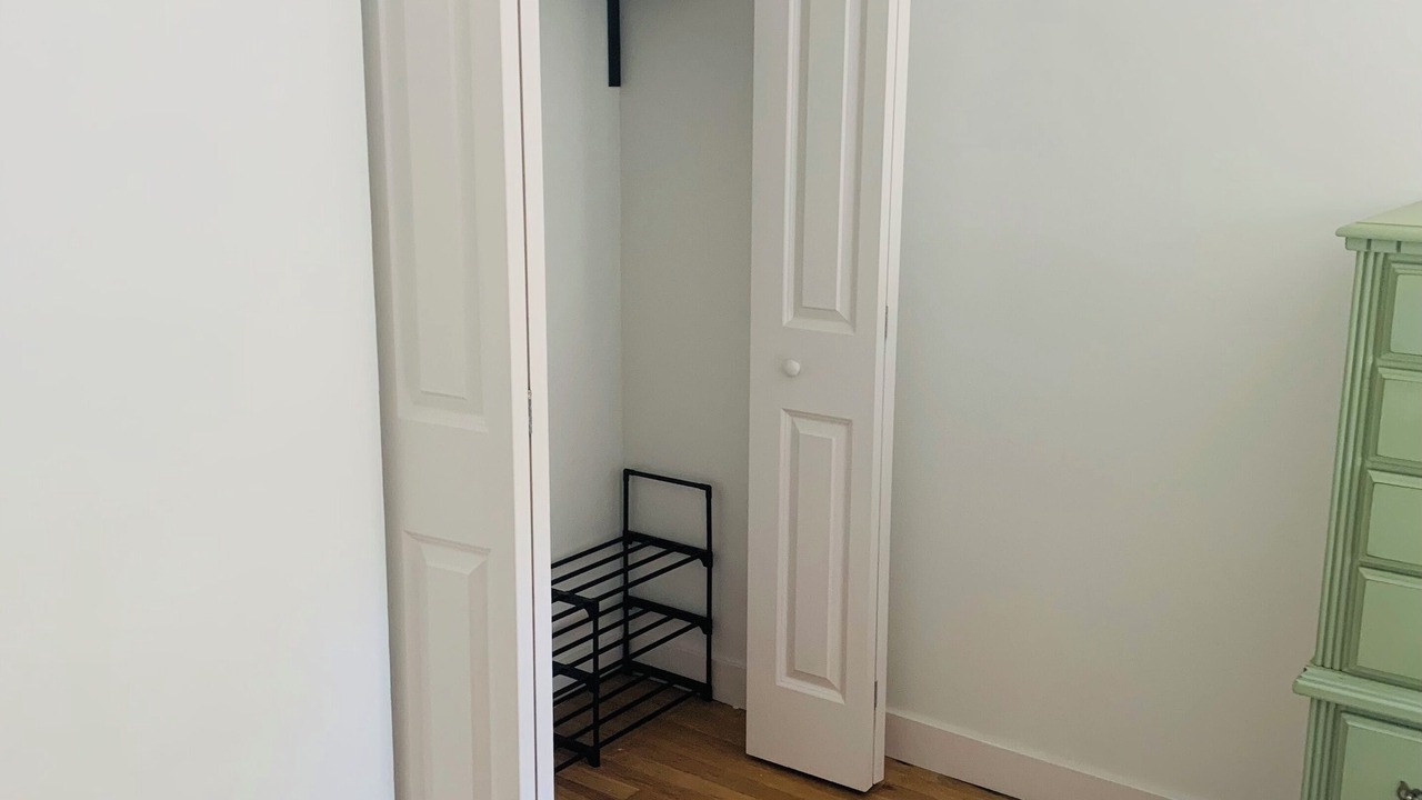 Photo of Bedroom in Summerville Historic District