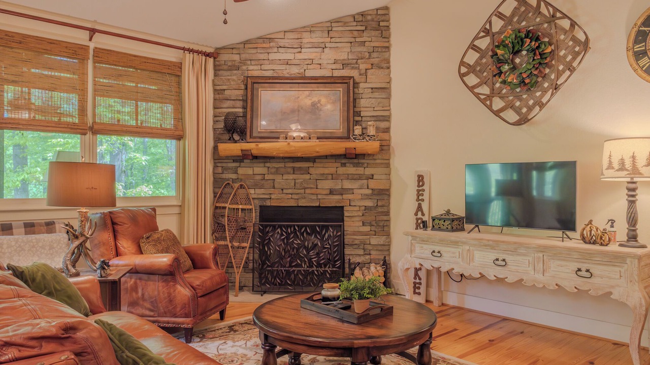 Photo of Livingroom in Bear Lake Reserve