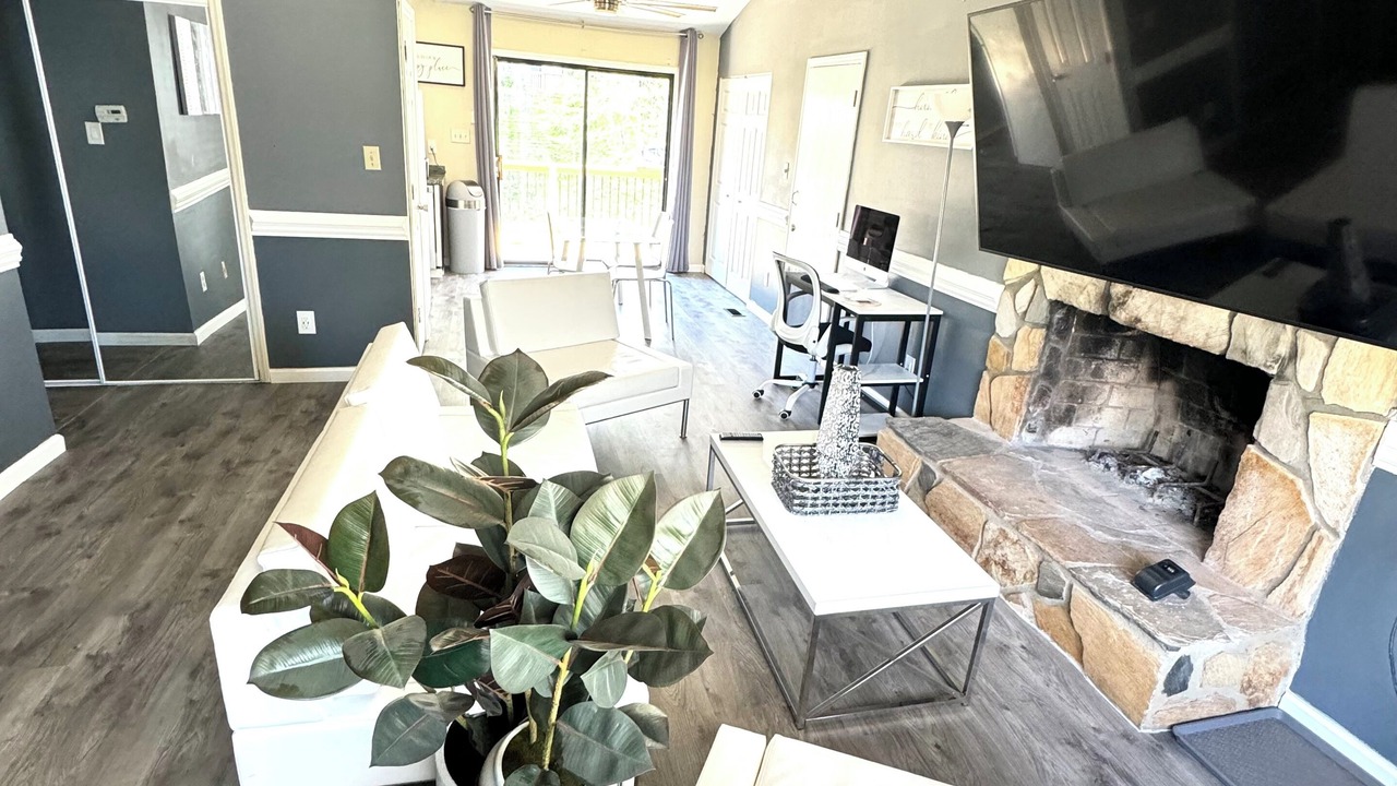 Photo of Livingroom in Charlotte