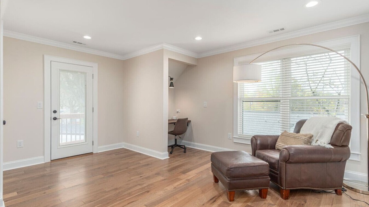 Photo of Livingroom in Travelers Rest