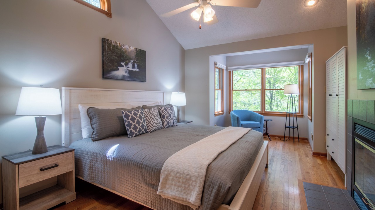 Photo of Bedroom in Whittier