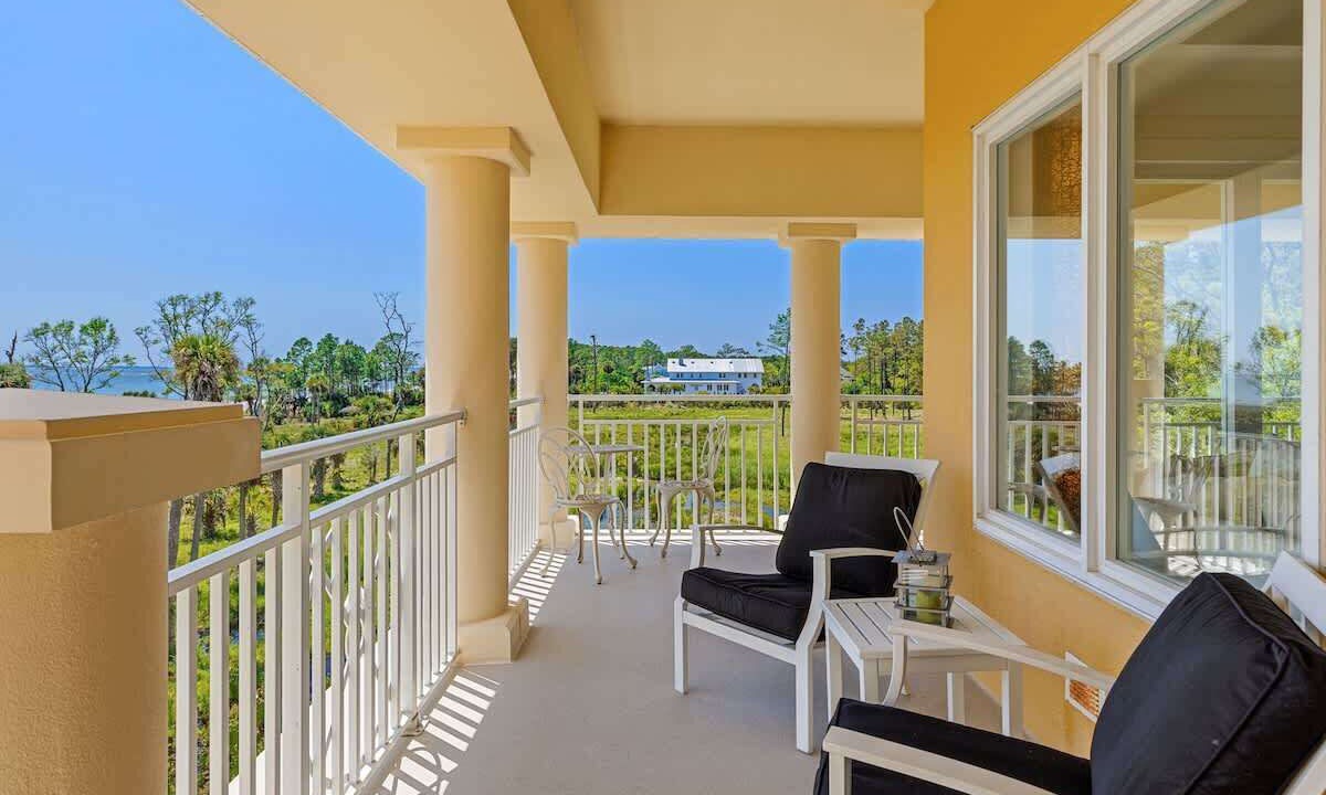 Photo of Patio Balcony in Daufuskie Island
