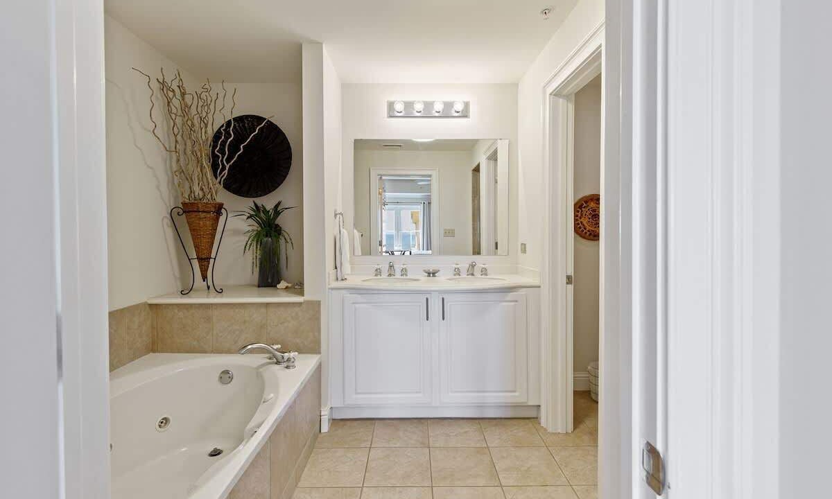 Photo of Bathroom in Daufuskie Island