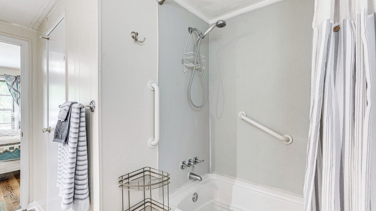 Photo of Bathroom in Summerton