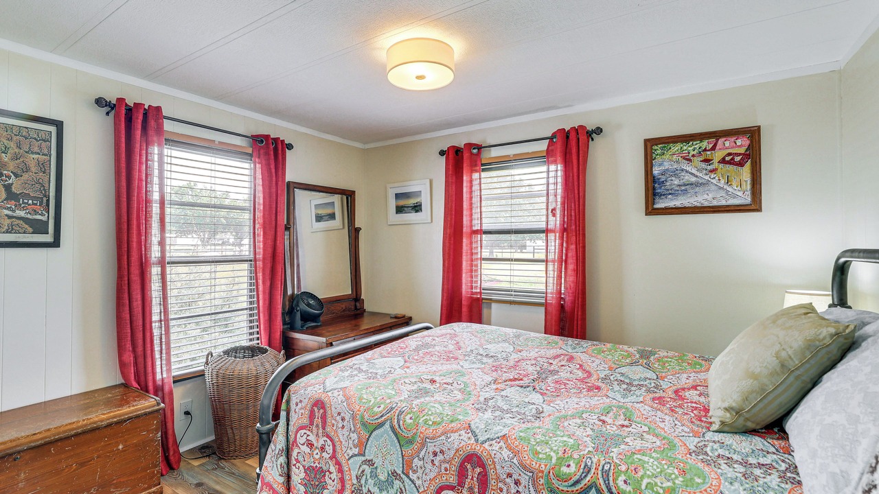 Photo of Bedroom in Summerton