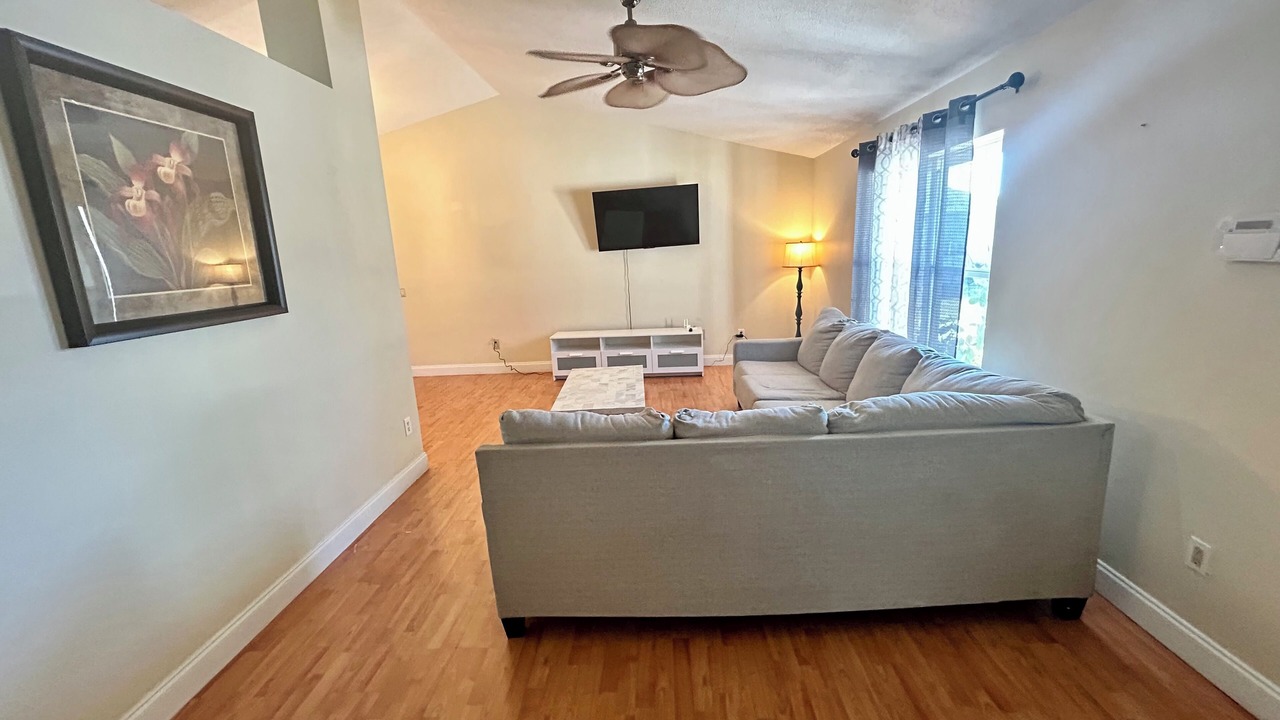 Photo of Livingroom in Port Saint Lucie