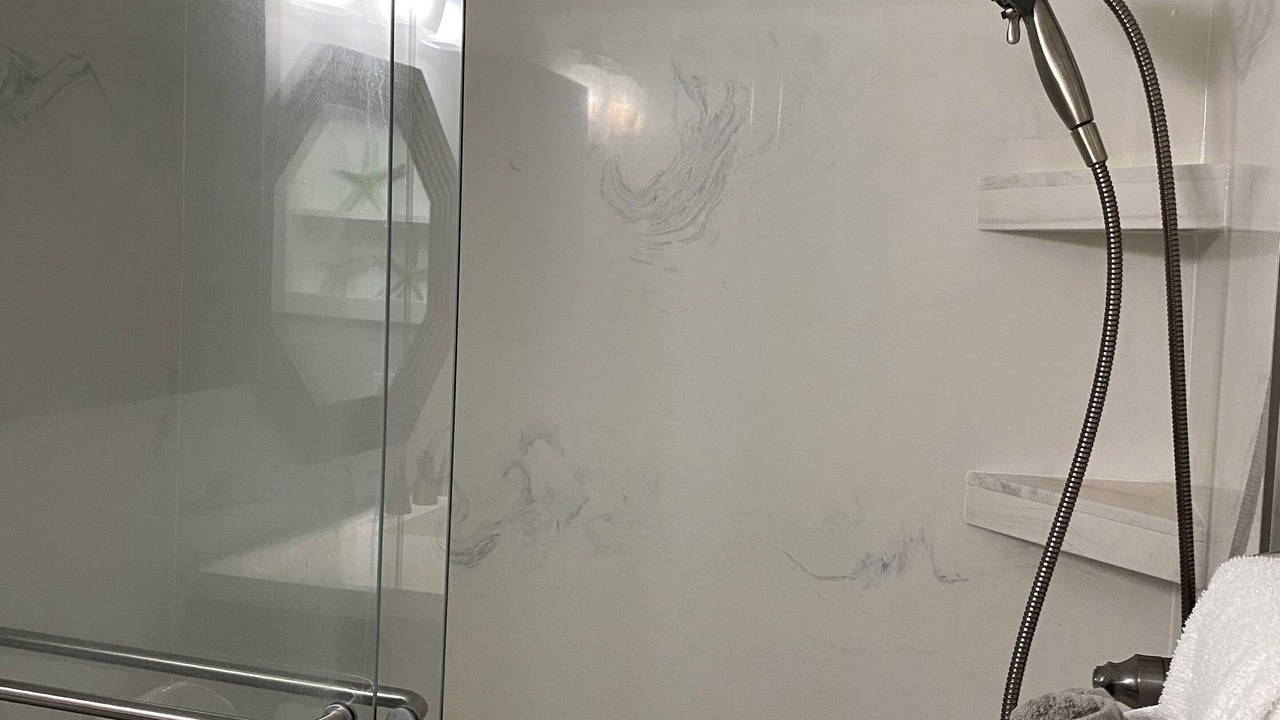 Photo of Bathroom in Folly Field