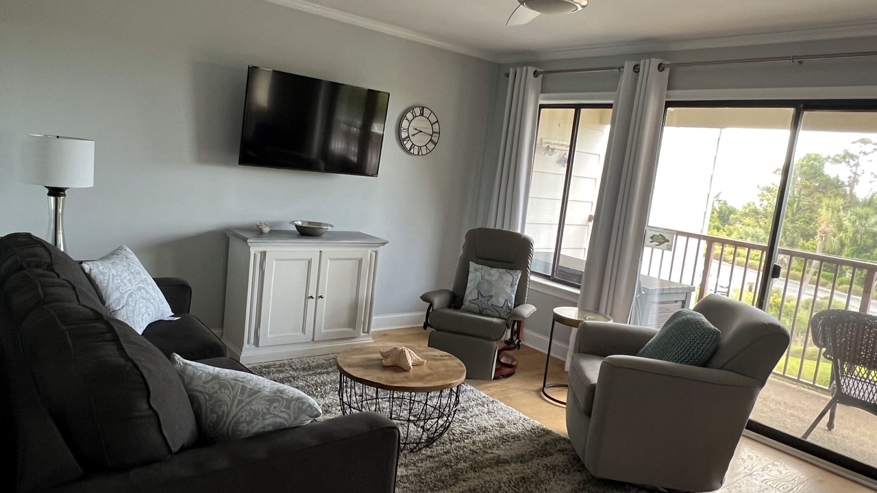 Photo of Livingroom in Folly Field