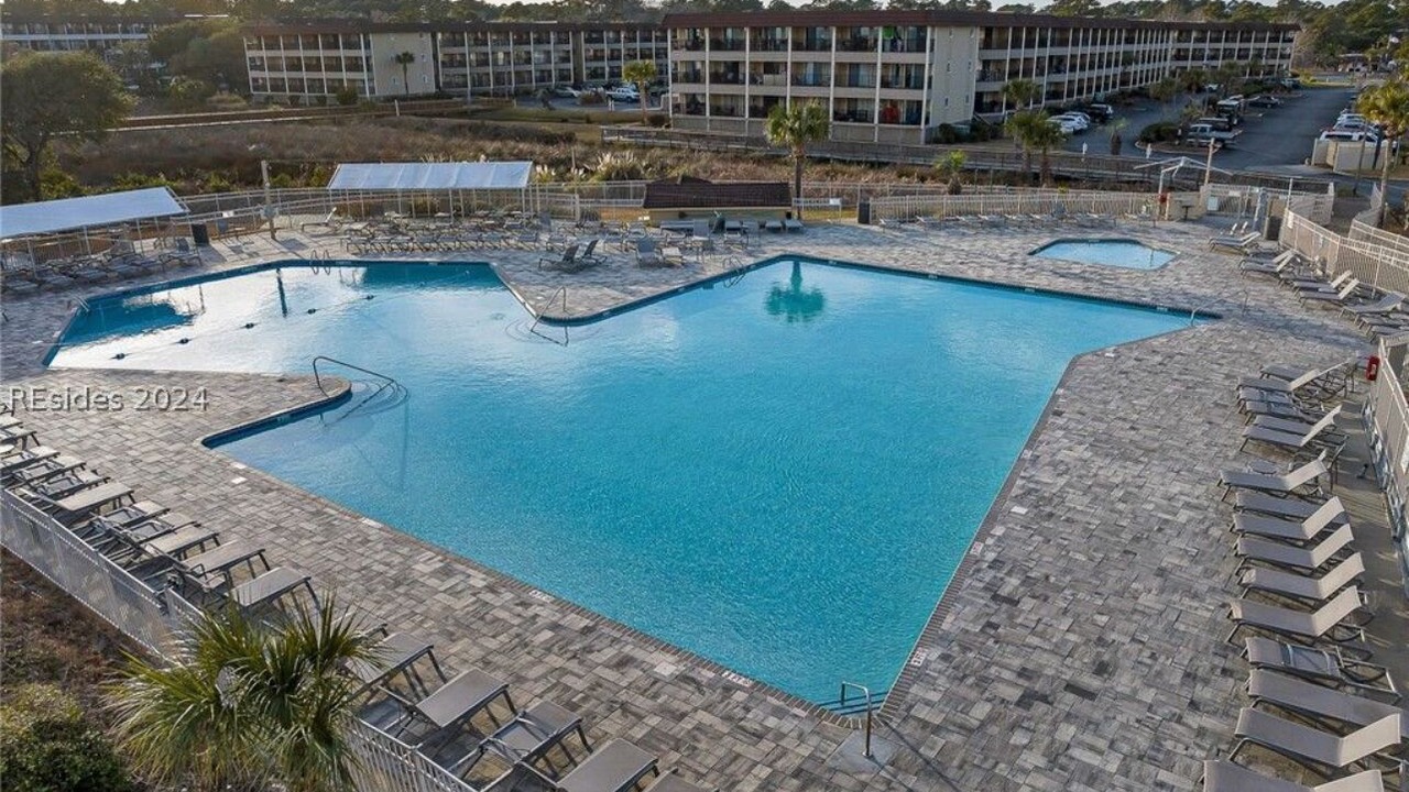Photo of Outdoor in Folly Field